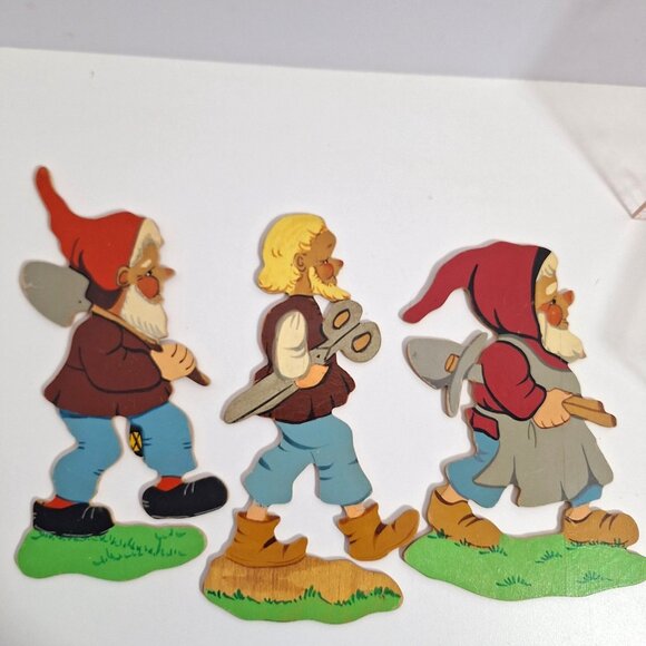 Wooden Dwarf Hand Painted Wall Hanging 3 Decorative Vintage Dwarves Decor - Picture 7 of 13
